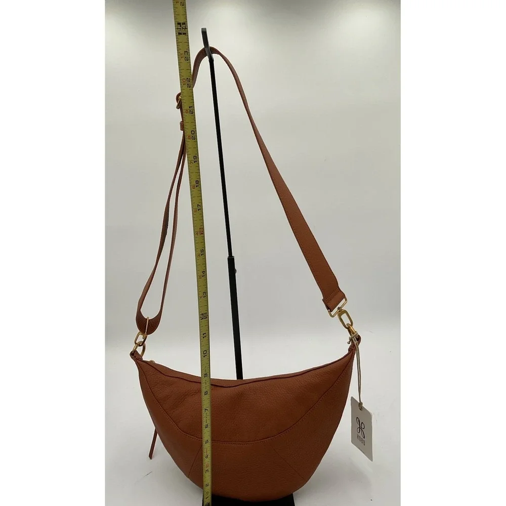 Hobo Carmen Linen Sling Crossbody Bag. Warm Honey Color New with Tags